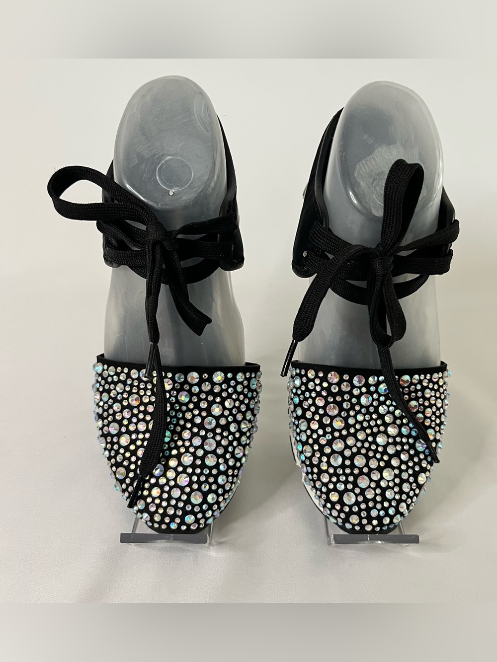 All Black Brand amazing gems Rhinestone Embellished Women's Sneaker 36 EU 6 US - Picture 3 of 10